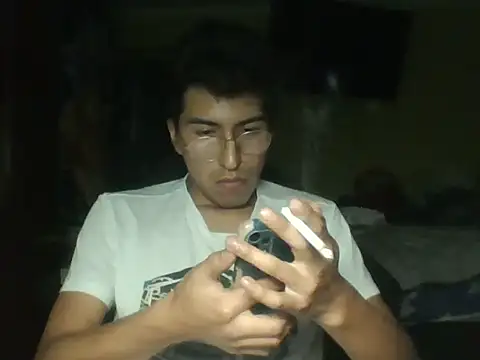 Rizz Latino online show from 02-04-26, 05:57