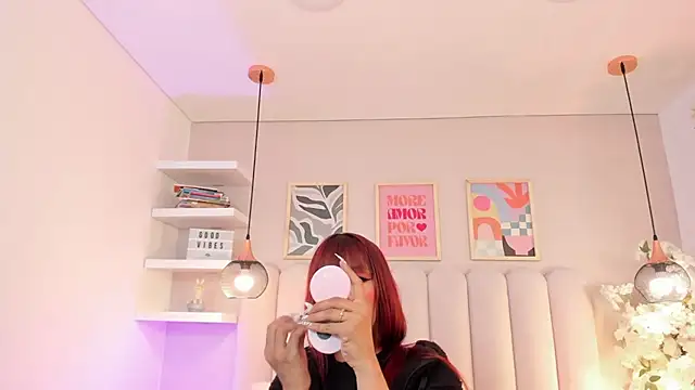 Snapshot of Isabella__gonzalez_ chatting on 12-15-25, 02:27 Isabella gonzalez online show from 12-15-25, 02:27