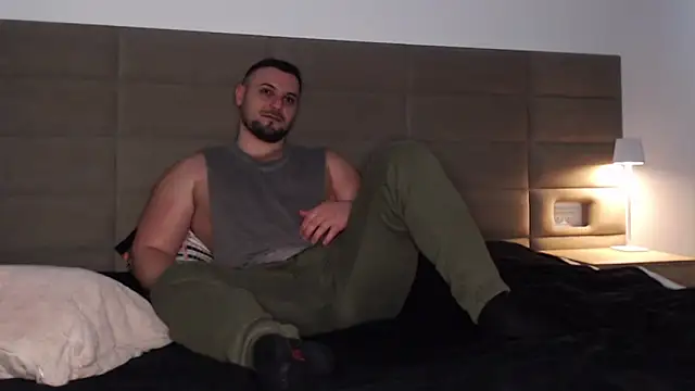 Snapshot of BriannSmith chatting on 02-20-26, 01:55 BriannSmith online show from 02-20-26, 01:55