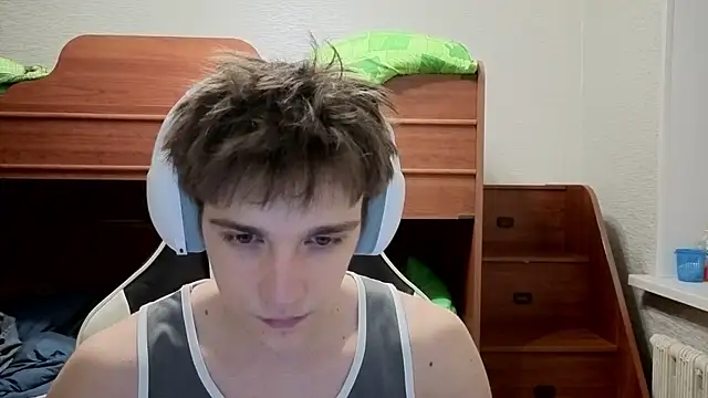 Snapshot of sweeetangeel chatting on 11-12-25, 07:13 sweeetangeel online show from 11-12-25, 07:13