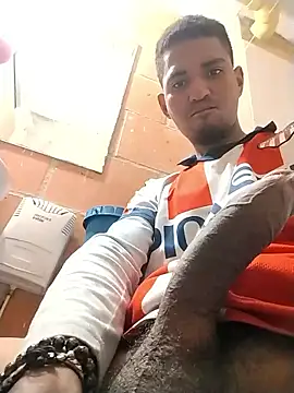 Snapshot of SlingingAsteroid chatting on 01-16-26, 04:11 SlingingAsteroid online show from 01-16-26, 04:11