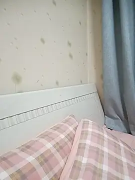 Snapshot of nanaaini chatting on 10-18-25, 01:30 nanaaini online show from 10-18-25, 01:30