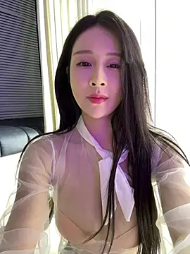 yiyi 3523 online show from 06-10-26, 12:59