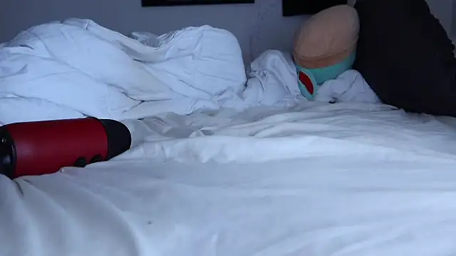 Snapshot of BellaBlueBBW chatting on 01-28-25, 05:46 BellaBlueBBW online show from 01-28-25, 05:46