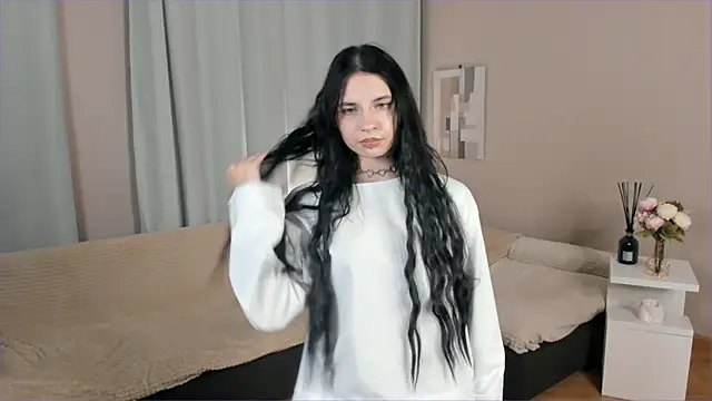 Snapshot of ThuCohee chatting on 11-01-25, 06:10 ThuCohee online show from 11-01-25, 06:10