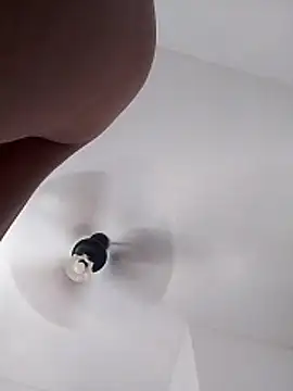 Snapshot of Camilanifeta chatting on 02-25-26, 05:44 Camilanifeta online show from 02-25-26, 05:44