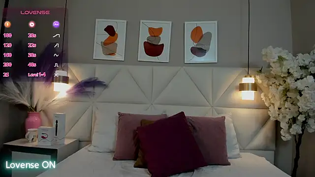 Snapshot of Ari_lynn_ chatting on 11-11-25, 03:39 Ari lynn online show from 11-11-25, 03:39