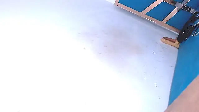 VioletGil Party  online show from 04-21-26, 02:23