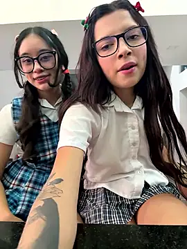 Snapshot of l0lita_sweet chatting on 01-15-26, 04:44 l0lita sweet online show from 01-15-26, 04:44