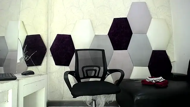 Mick storm online show from 02-22-26, 07:45