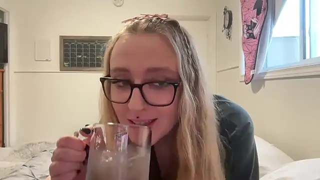 Snapshot of Pattyworld69 chatting on 11-23-25, 08:52 Pattyworld69 online show from 11-23-25, 08:52