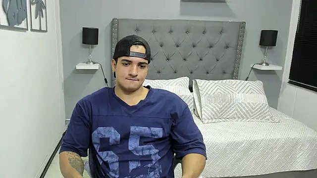 violeta and maxx online show from 12-16-25, 12:37