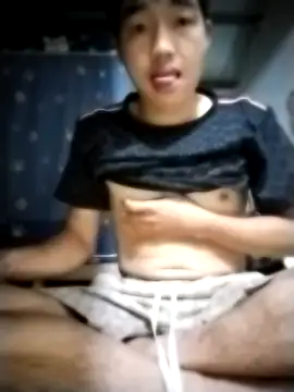 Snapshot of sexboyabc chatting on 10-17-25, 01:03 sexboyabc online show from 10-17-25, 01:03