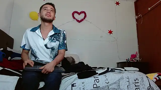 picante70  online show from 10-20-25, 10:59