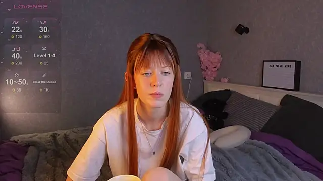 Soundless-Voice online show from 11-12-25, 03:01