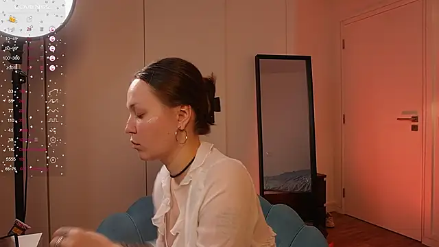 NeonyMuse online show from 12-14-25, 01:16