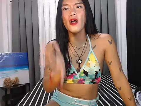 kettie  online show from 10-26-25, 10:54