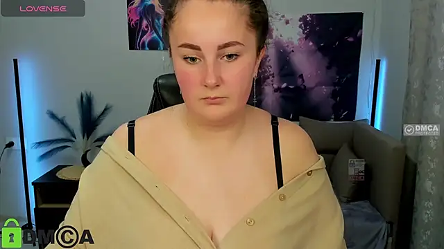 Undinna online show from 10-15-25, 02:28