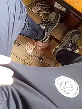 Snapshot of szabi1995 chatting on 10-14-25, 08:15 szabi1995 online show from 10-14-25, 08:15