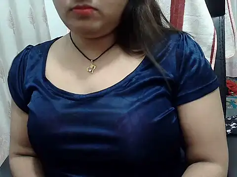 Snapshot of SexyRani2000 chatting on 02-25-26, 02:05 SexyRani2000 online show from 02-25-26, 02:05