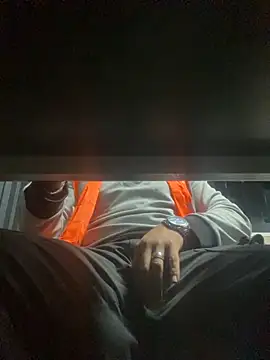 Snapshot of arasazgin chatting on 10-21-25, 04:30 arasazgin online show from 10-21-25, 04:30