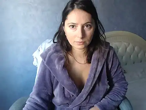 LuckyLisa23 online show from 10-25-25, 10:12