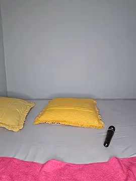 certifiedhottie2025 online show from 10-20-25, 06:03