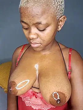 Snapshot of certifiedhottie2025 chatting on 02-10-26, 09:46 certifiedhottie2025 online show from 02-10-26, 09:46