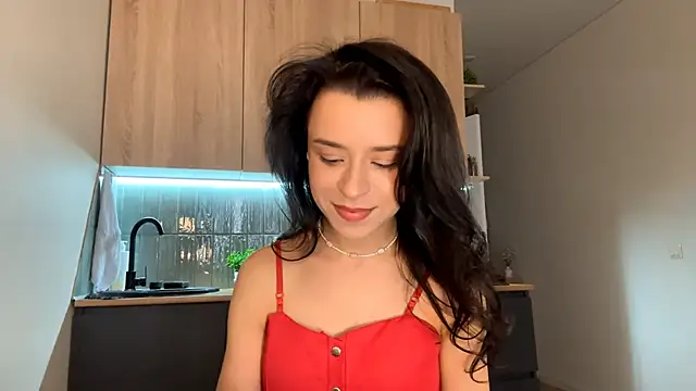 Snapshot of CeredAlum chatting on 10-31-25, 08:15 CeredAlum online show from 10-31-25, 08:15