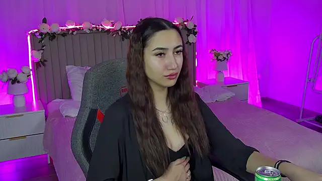 RebeckaThornton online show from 12-18-25, 09:59