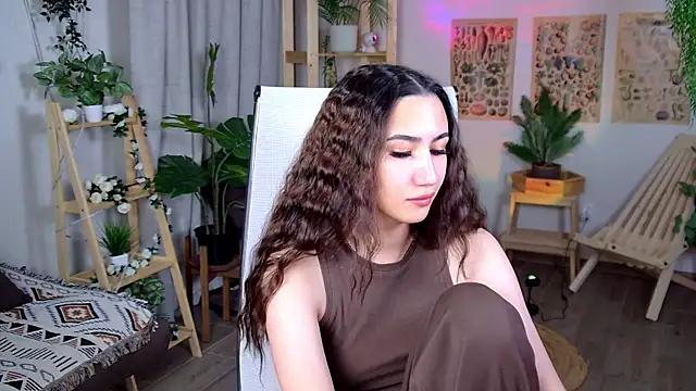 RebeckaThornton online show from 12-22-25, 10:12