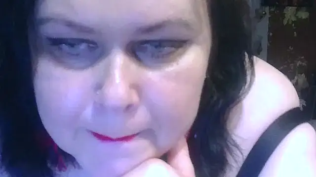 CharleeKendall online show from 11-13-25, 04:06