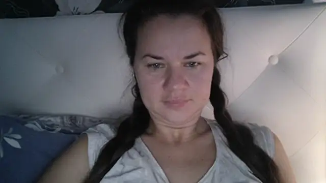 Snapshot of GiaaCaranggi chatting on 11-23-25, 05:29 GiaaCaranggi online show from 11-23-25, 05:29