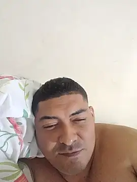 Snapshot of sexyandres_23 chatting on 10-12-25, 09:14 sexyandres 23 online show from 10-12-25, 09:14