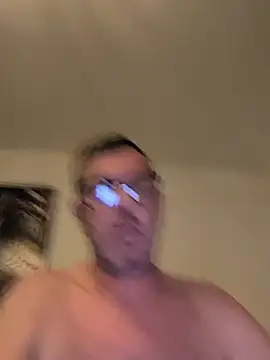 Snapshot of Devinebi chatting on 10-13-25, 12:21 Devinebi online show from 10-13-25, 12:21