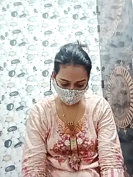 Hot Baby250 online show from 04-18-26, 06:45