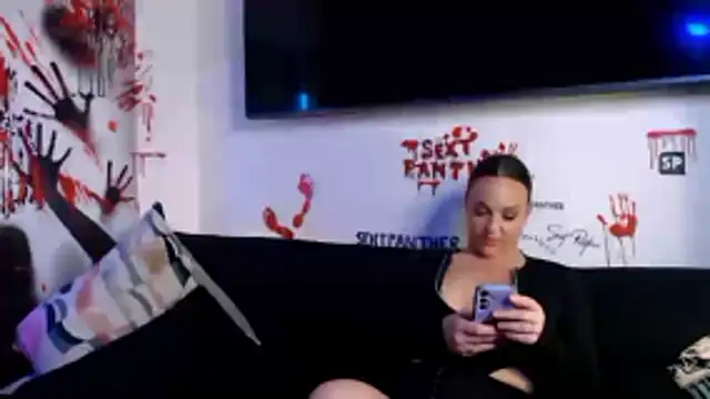 sofiahothead online show from 10-15-25, 02:44