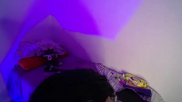 Miranda kim  online show from 11-10-25, 01:04