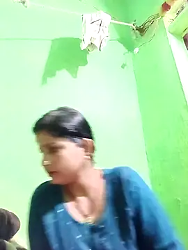 Karishma cute online show from 11-16-25, 12:33