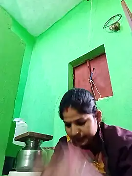 Karishma cute online show from 12-05-25, 11:52