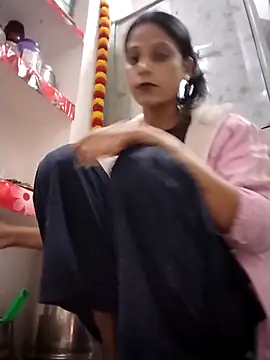 Nitya hot online show from 11-25-25, 11:05