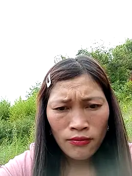 Snapshot of siusiu-00 chatting on 06-16-26, 05:10 siusiu-00 online show from 06-16-26, 05:10