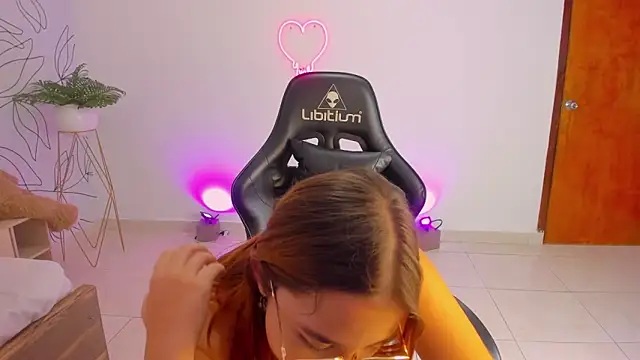 Snapshot of merida_06 chatting on 11-22-25, 02:54 merida 06 online show from 11-22-25, 02:54