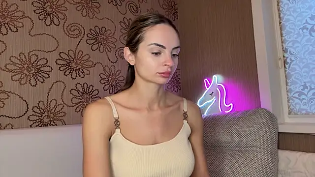 Snapshot of cutetella chatting on 12-03-25, 04:09 cutetella online show from 12-03-25, 04:09