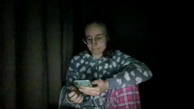 Snapshot of LuckySLove chatting on 02-24-26, 05:44 LuckySLove online show from 02-24-26, 05:44