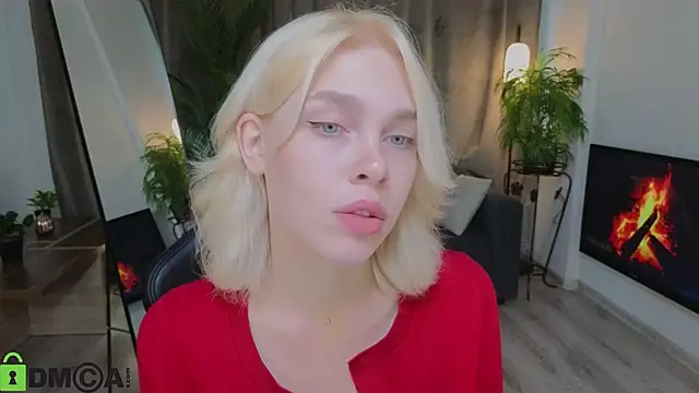 Snapshot of Alice_Whiteflo chatting on 10-14-25, 08:15 Alice Whiteflo online show from 10-14-25, 08:15