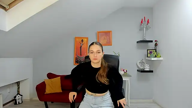 AnneWilsonn online show from 10-13-25, 03:23