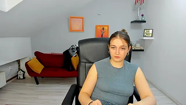 Snapshot of AnneWilsonn chatting on 02-09-26, 12:20 AnneWilsonn online show from 02-09-26, 12:20