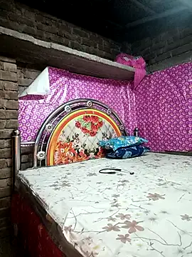 JYRR25 online show from 04-12-26, 03:50