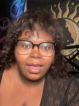 Snapshot of TheChubbySiren chatting on 12-20-25, 02:13 TheChubbySiren online show from 12-20-25, 02:13